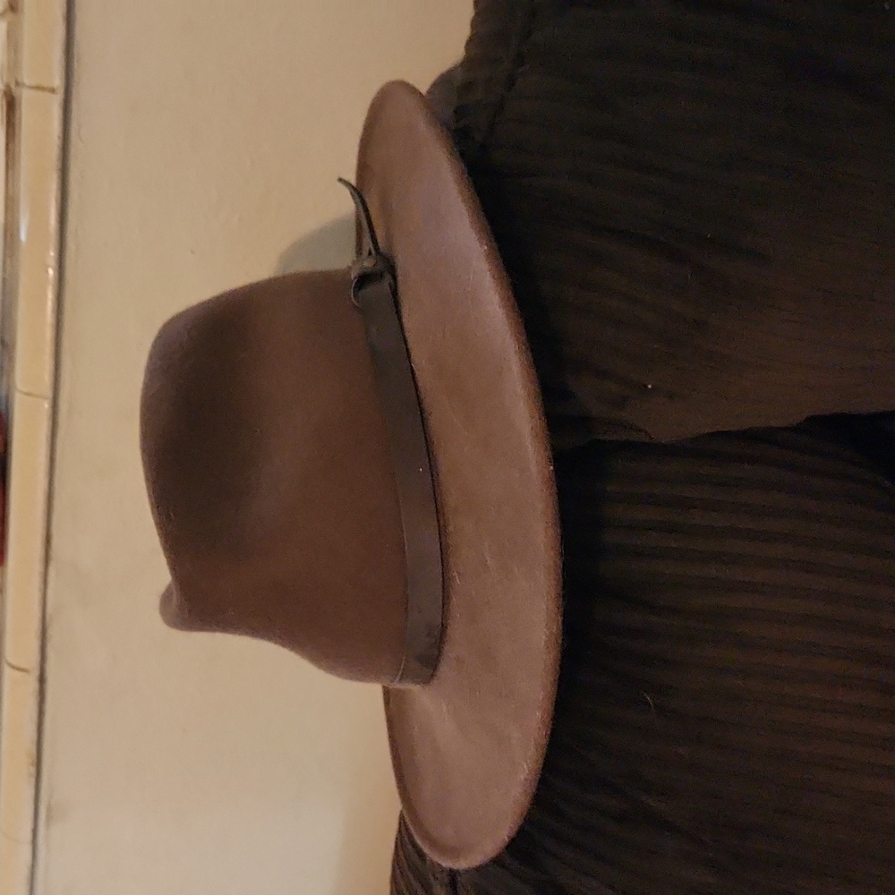 Hat - Picture 2 of 2